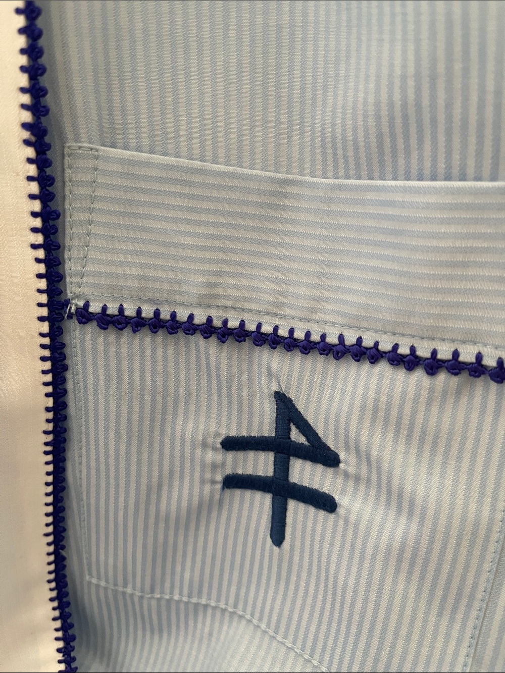Fernando Sanchez Robe, Small, new condition - Picture 5 of 7